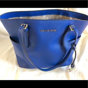 Sold - Michael Kors Jet Set East/West Bag
